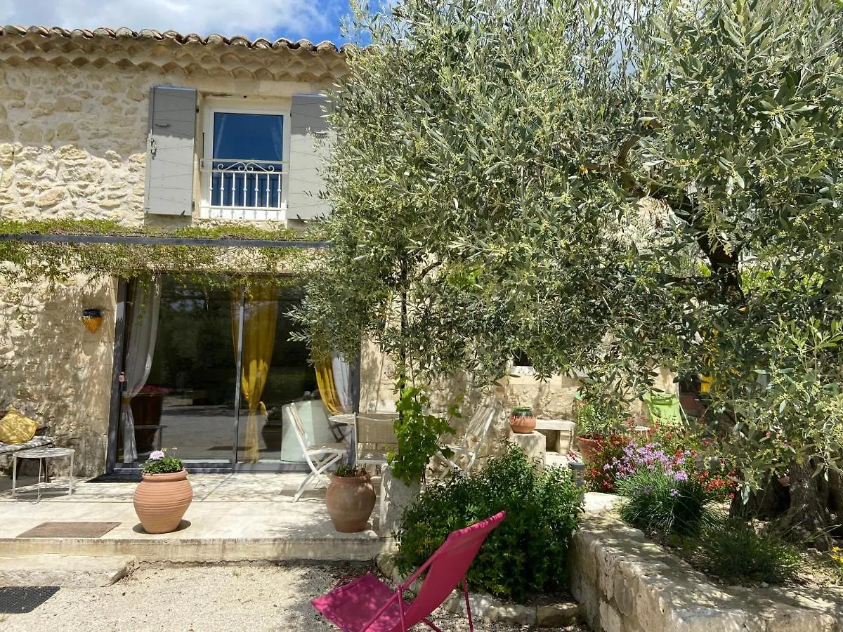 Holiday home Le Mas D'Isachris Le T2 Villa La Garde Adhemar France